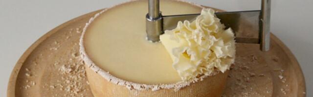 The physics of frilly Swiss cheese “flowers”