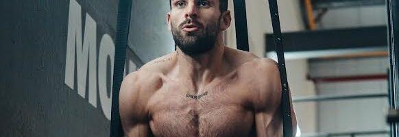 Adam Collard from 'Love Island' lost fat and got swole 11 years ago. 3 things helped him build muscle.