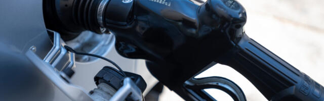 Feds tell automakers to forget about paying fuel economy fines