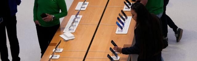 Wall Street analyst expects Apple to hike the price of some new iPhone models by $50