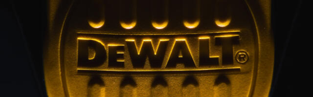 You Could Get A Free DeWalt Power Tool Right Now If You Shop At Lowe's