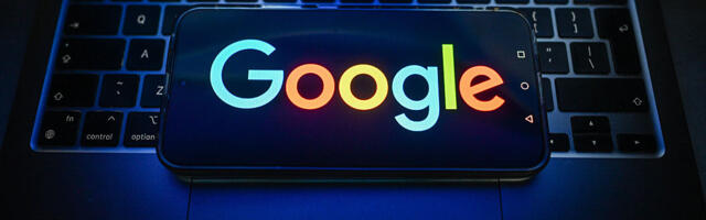 EU Slaps Google With $1 Billion Fine Over Search and Play Store