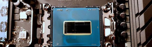 Unreleased Core Ultra 200S CPU has already been delidded — streamer shares beautiful die shots of Intel's upcoming Arrow Lake chip