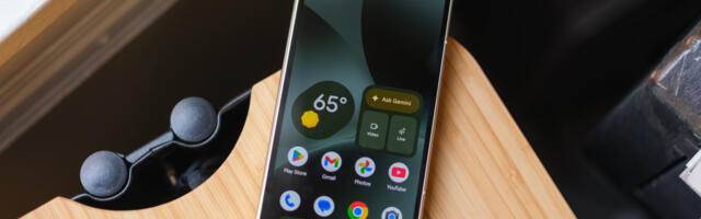 Strange question mark leaves Pixel 10 Pro Fold owners with questions of their own