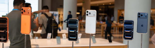 Apple’s shiny new iPhone 17 faces “Scratchgate” as early buyers spot marks on day one