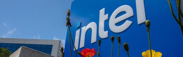 Intel strikes $14bn deal with Apollo to reclaim Irish chip plant