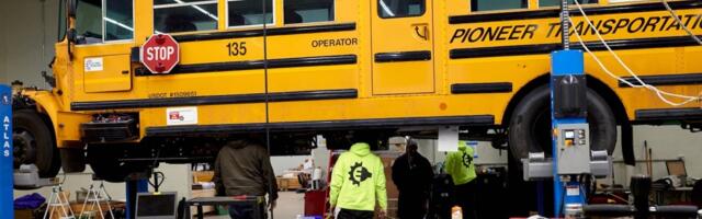 A new red state highway will feature wireless EV charging