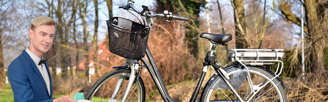 The underdog ebikes you should love: Ugly no-frills town bikes