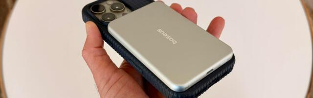 I Tested Baseus' Incredibly Thin New Wireless Portable Charger. Is It the One to Get?