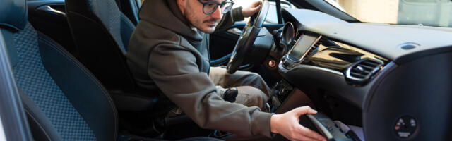 6 Things You Should Never Keep In Your Car's Glove Compartment