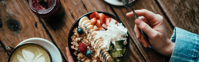 A nutritionist swears by the 'triple 30' rule to eat enough protein and fiber for gut health and longevity