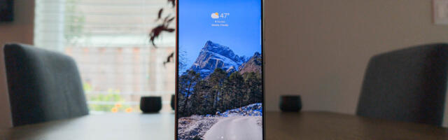 Wallpaper Wednesday: More great phone wallpapers for all to share (February 19)