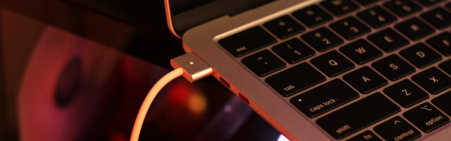 MagSafe Or USB-C: Which Port Should You Use To Charge Your MacBook?