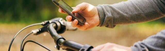 Google Maps Brings Gemini Navigation to Walking and Cycling