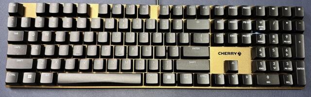 Cherry KC 200 MX Review: Super Silent