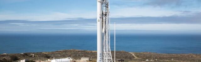 Engadget Podcast: Making sense of SpaceX's messy IPO (and its messier CEO)