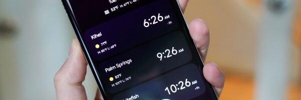 Google Clock Gets Weather, Should Sync Alarms With Pixel Watch Soon