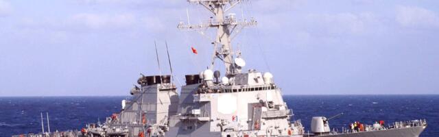 Why Aren't Modern Warships Armored?