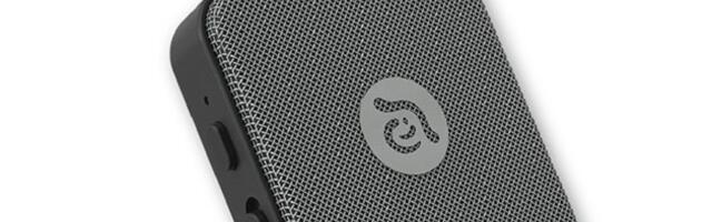This $40 gadget adds Bluetooth to your TV, plane seat, and more