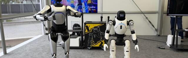 Dancing Robot Gets Too Funky at a California Hot Pot Restaurant