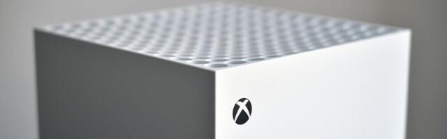 A first look at Microsoft’s discless Xbox Series X in white