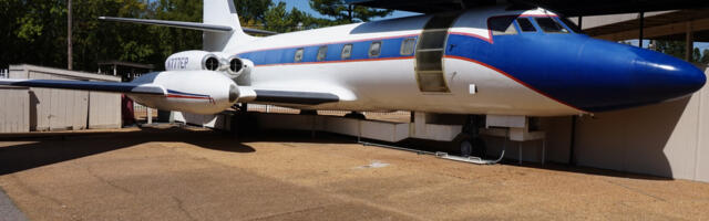 What Was The First Private Jet Ever Flown? (And Who Flew In It?)