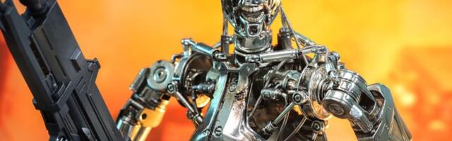 Hot Toys Is Making a Figure of the Best ‘Terminator’ Endoskeleton