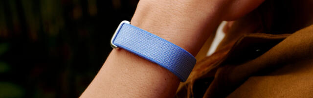 As a Pixel Watch 4 owner, I really love (and hate) the new Fitbit Air