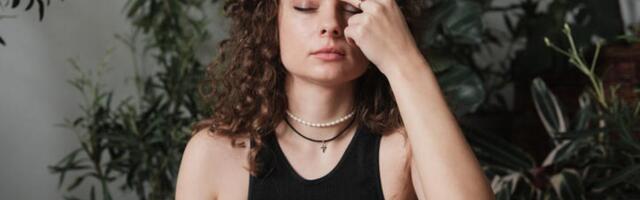 8 Pressure Points That Could Provide Instant Relief if You Have Anxiety
