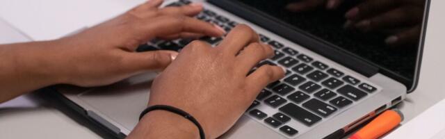 AdultFriendFinder vs. hookup apps: How their privacy policies compare