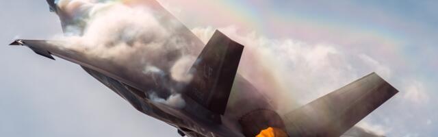 How Do Fighter Jets 'Headbutt' Other Planes?