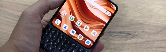 This BlackBerry-like Android phone rivals the Clicks Communicator