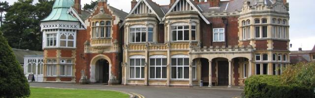 UK gears up to major AI summit under the shadow of its own lack of regulation