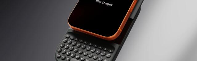 The Clicks Power Keyboard is also a backup battery for your phone