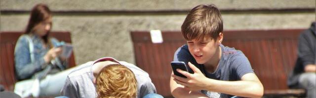 Teens Mental Health and Social Media: Why is Bad Mood Worse?