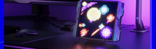 Add a Little Nostalgia to Your Desk With These Customizable Pixel Art Lights