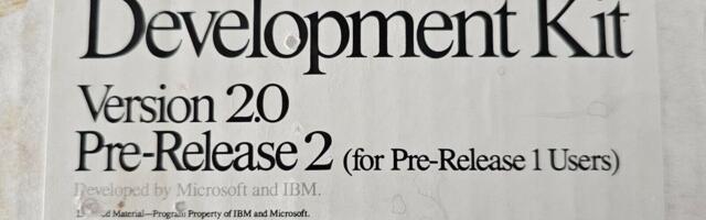 Preview version of Microsoft OS/2 was sold for $650 on eBay