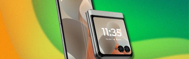 Save $100 on the Motorola Razr and upgrade your smartphone game this fall