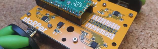 Raspberry Pi Pico drives StoRPer modular DIY robot rover