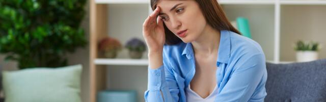 If your home has these 7 things visible to guests, you’re signaling your class background before anyone even sits down