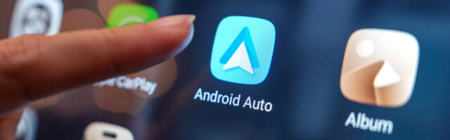 Google Quietly Pushed Out A Fix For Android Auto's Disconnect Issues