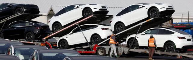 Are Elon Musk’s politics costing Tesla sales?