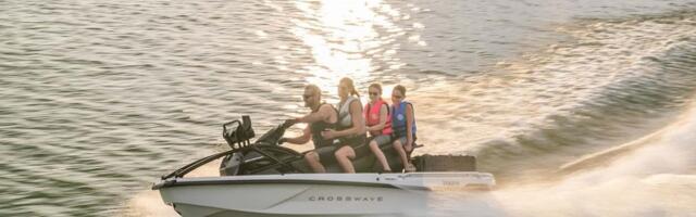 Yamaha CrossWave: What Makes This Powerful 4-Person WaveRunner So Special?