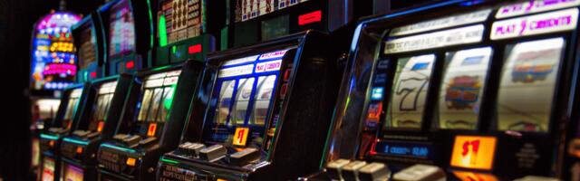 Gambler wins massive jackpot with $2 bet in Las Vegas