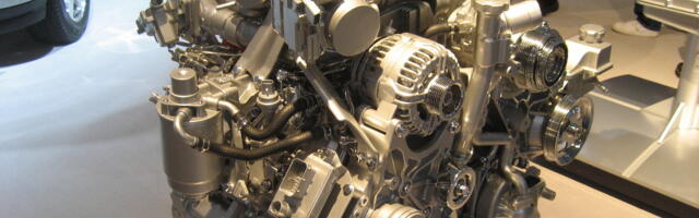What's The Oil Capacity Of A 6.6 Duramax Diesel? (And Which Type You Should Use)