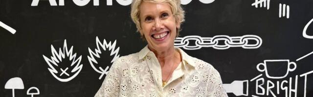 I've led teams in 5 different countries. A lesson I've learned again and again: The color of your clothes matters.