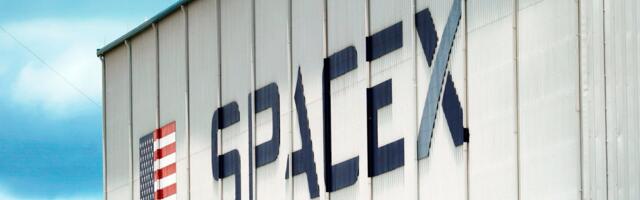 Musk’s SpaceX to buy spectrum licences from EchoStar for $17bn