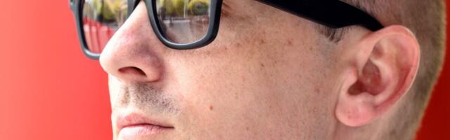 Meta to Smart Glasses Owners: Stop Hitting Yourself