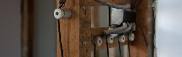 How can buyers score a victory when old home features electrical, insurance woes