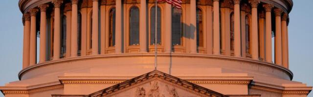 Trump administration threatens no back pay for federal workers in shutdown